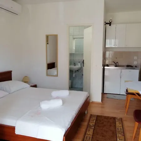 Emmas Stari Grad (Hvar)