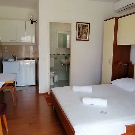 Emmas Stari Grad (Hvar)